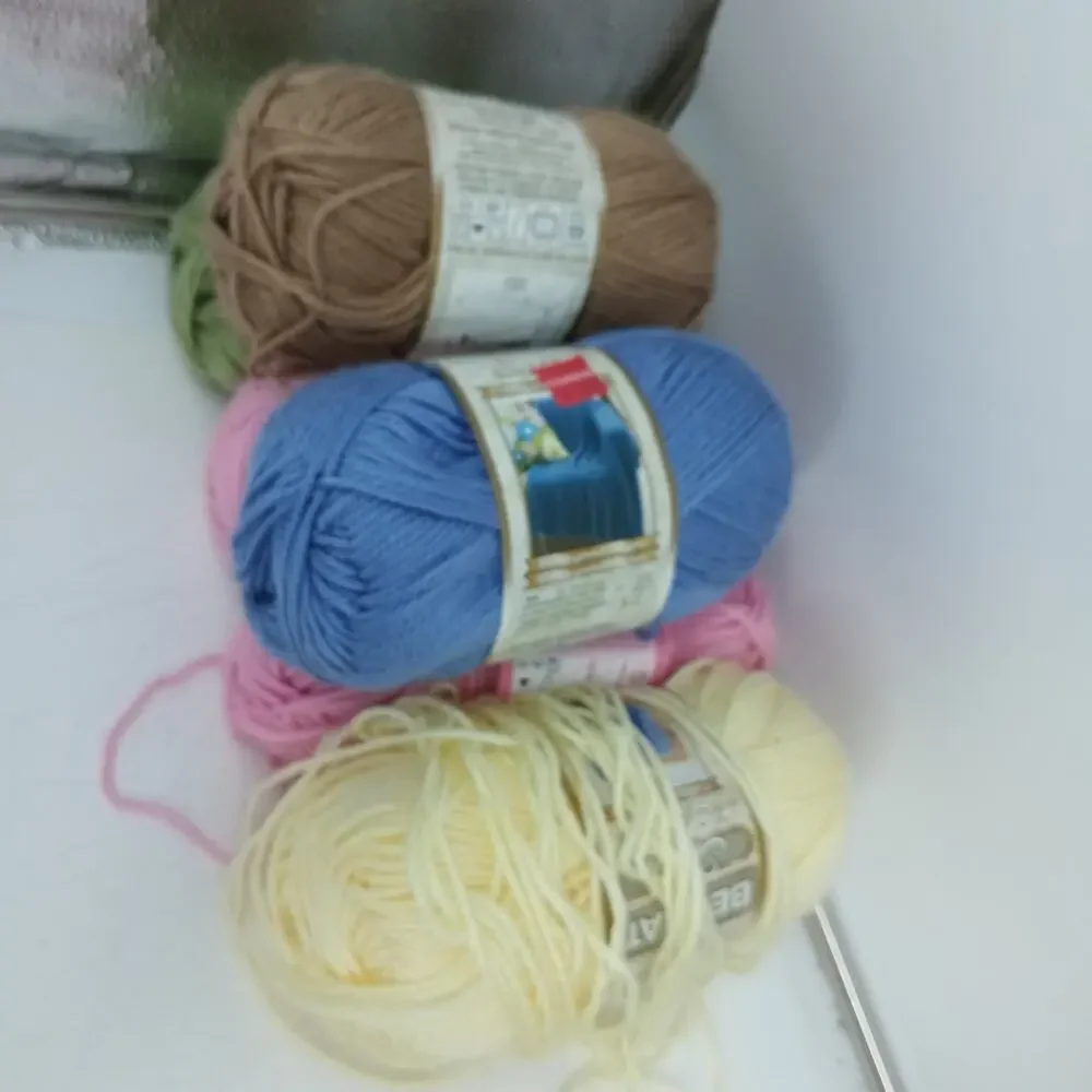 5+ SKEINS Bernat Satin Yarn Vintage Color LOT